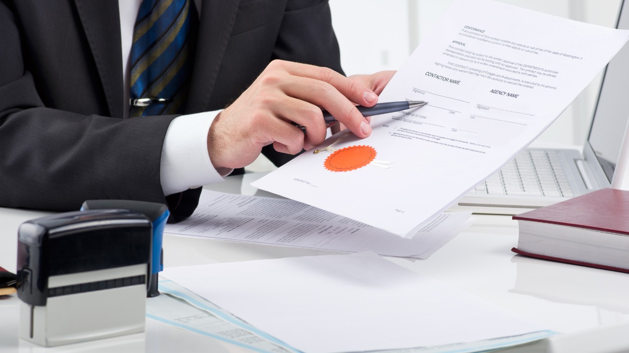 Cezai Şart veya Ceza Koşulu Nedir?